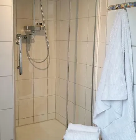 Friedrich No 5 Apartment *